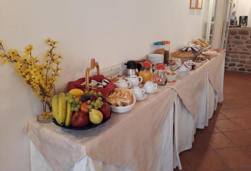 带花园景观的标准三人间, Cortecoraman