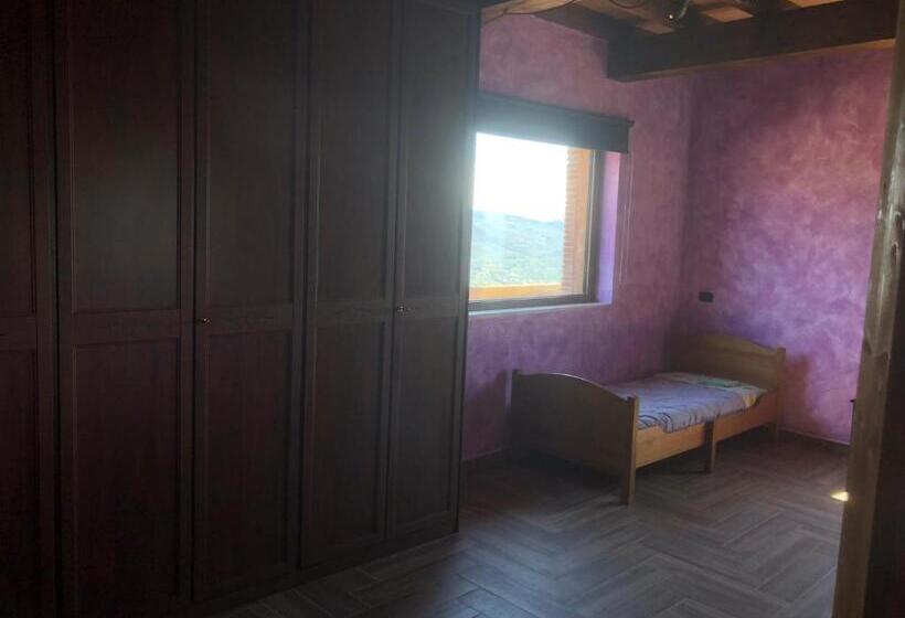 דירת שני חדרים, Il Favogoloso