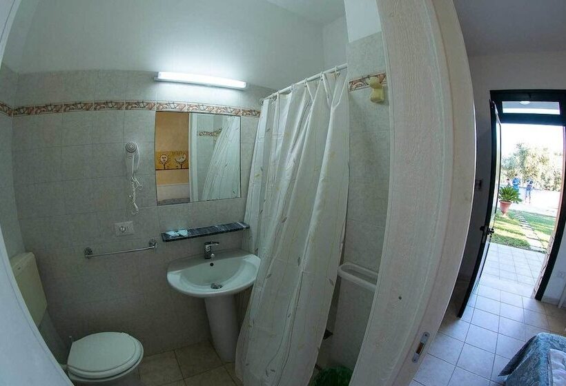 4인용 스탠다드 룸, La Carcara