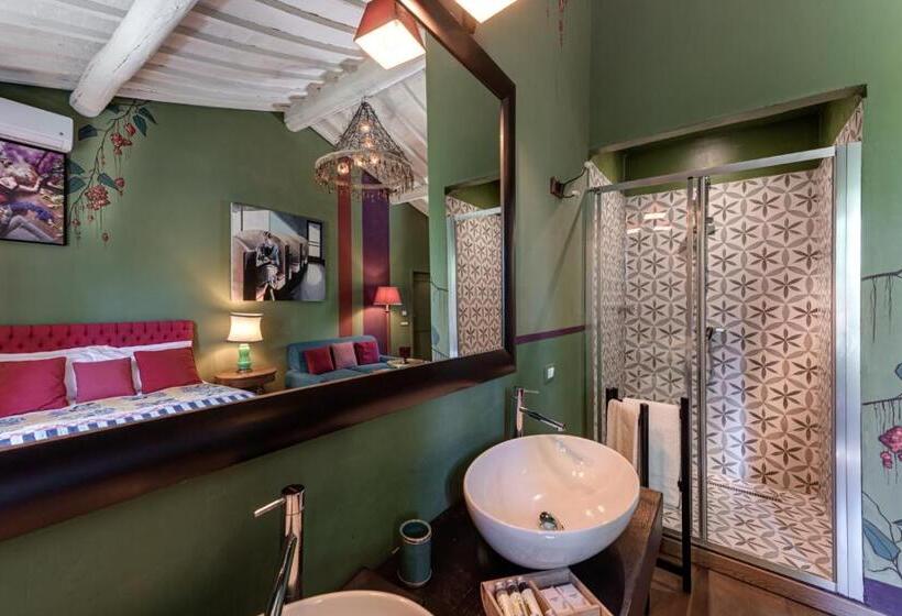 سوییت با چشم‌انداز باغ, La Striscia Wine Resort