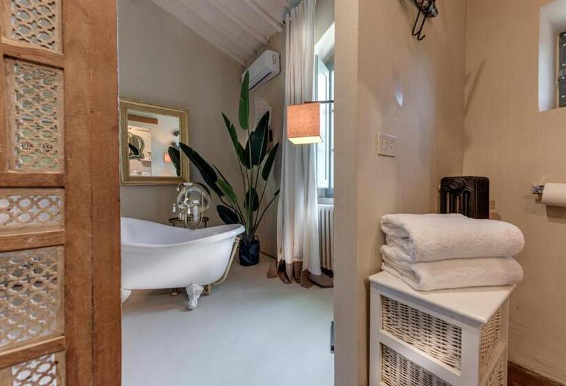 اتاق لوکس, La Striscia Wine Resort