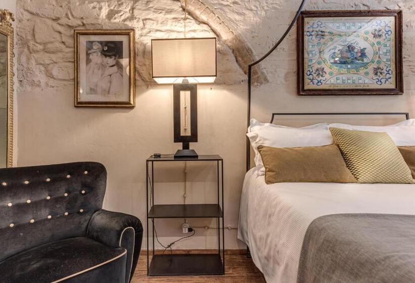 سوییت لوکس, La Striscia Wine Resort