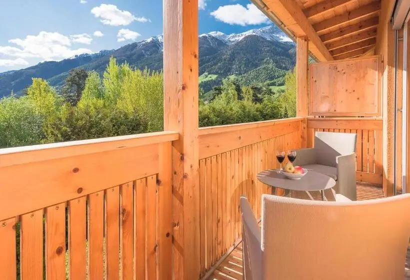 Perhehuoneisto, Residence Garni Haus Tschenett