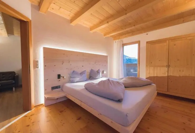 Huoneisto 2 Makuuhuonetta, Residence Garni Haus Tschenett