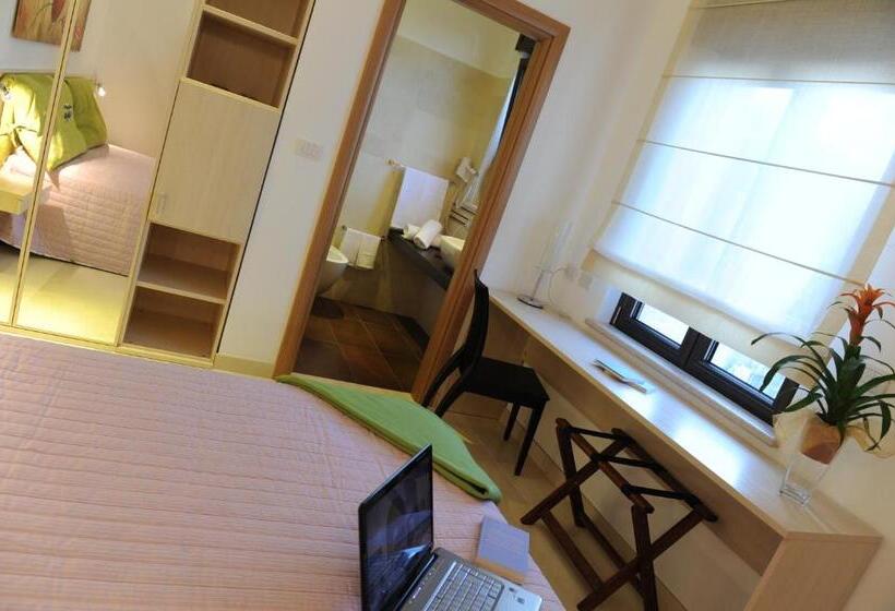 غرفة قياسية, Olo Kalò Locanda