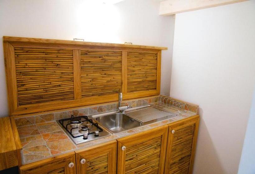 חדר משפחתי דלוקס, Residence Contrada Schite