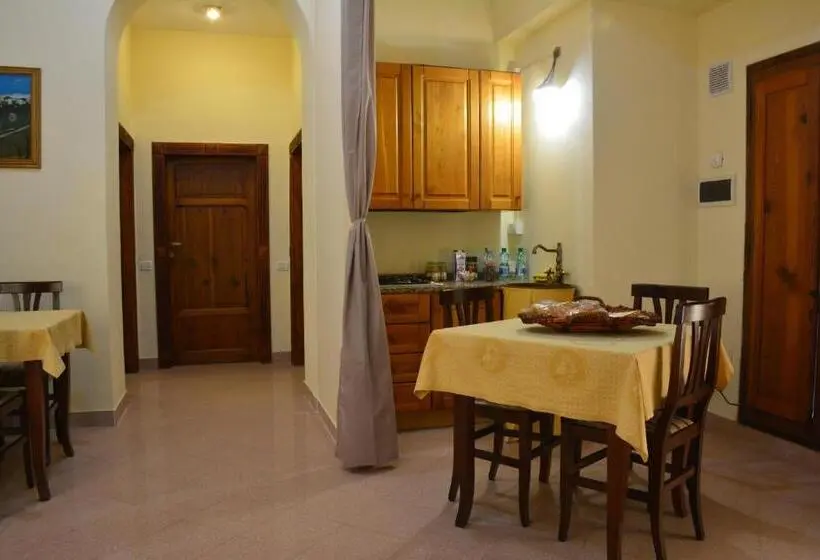 آپارتمان 4 خوابه, Villa Regina