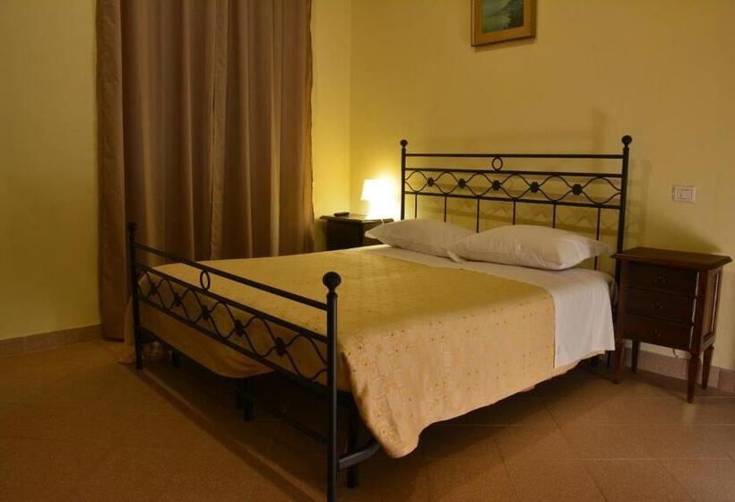 شقة 4 غرف, Villa Regina