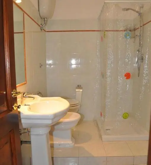 آپارتمان 3 خوابه, Villa Regina