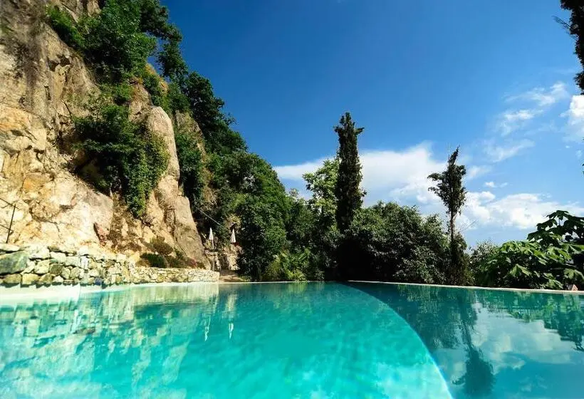 استودیو خانوادگی, Villa Sasso