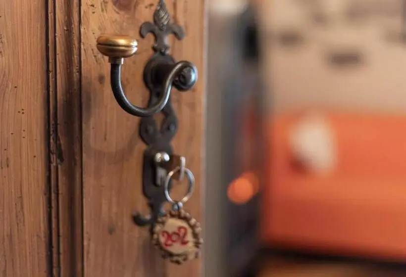 Mini Suite, Castel Madonna