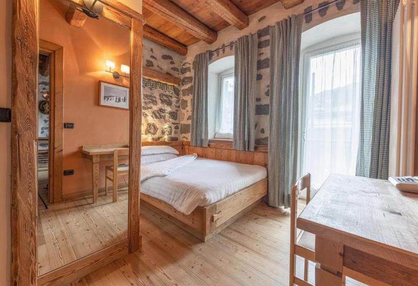 شقة غرفتين, Castel Madonna