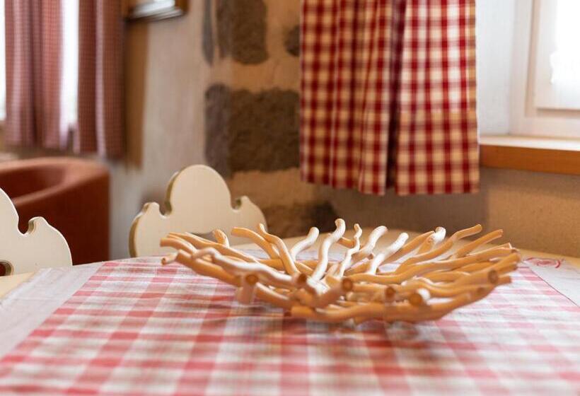 شقة ديلوكس غرفة واحدة, Castel Madonna