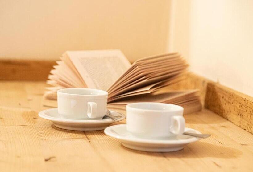 شقة غرفة واحدة ذات إطلالة, Castel Madonna