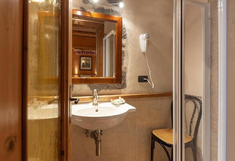 شقة غرفة واحدة ذات إطلالة, Castel Madonna