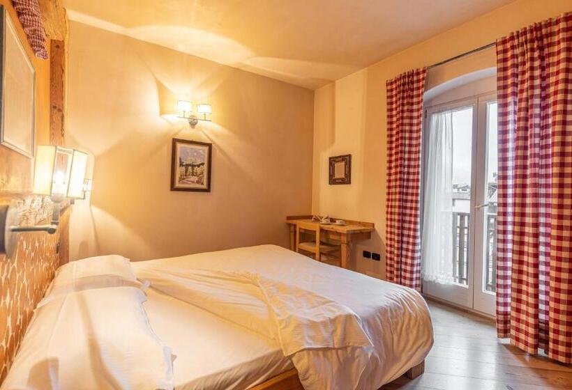 شقة غرفة واحدة ذات إطلالة, Castel Madonna