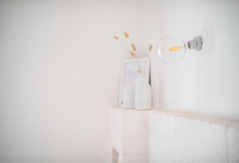 חדר משפחתי, Agriturismo Antares