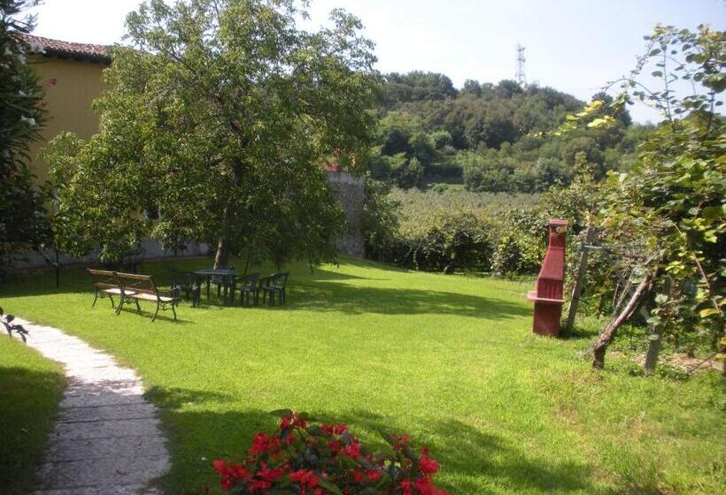 شقة غرفتين نوم مطلة على الحديقة, Agriturismo Gardenali