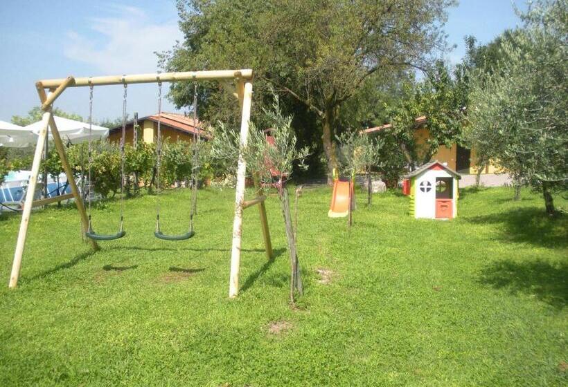 شقة غرفتين نوم مطلة على الحديقة, Agriturismo Gardenali