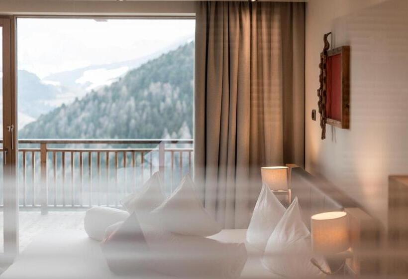 标准间带山景, Gnollhof