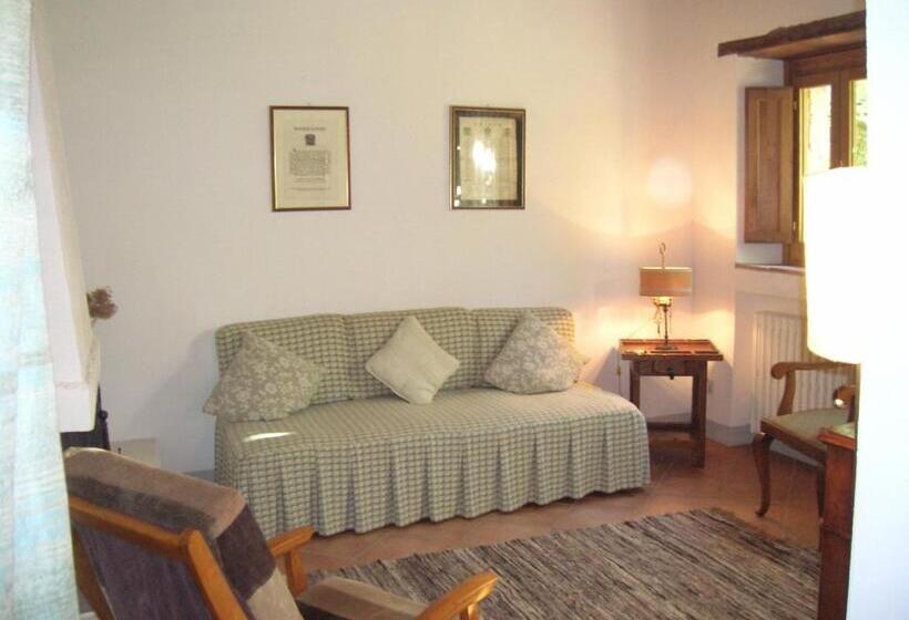 شقة غرفتين نوم مزودة بحديقة, La Chiusetta