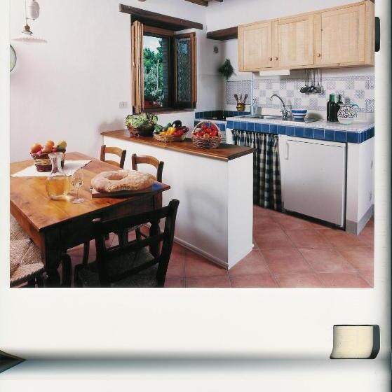 شقة غرفتين نوم مزودة بحديقة, La Chiusetta