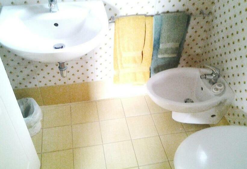 标准单人间, Villa Jolanda