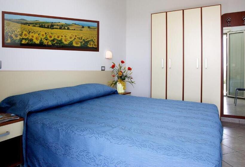 דירת שני חדרים, Residence Il Girasole 1