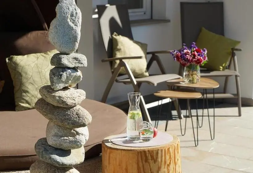 Huoneisto 1 Makuuhuone Puutarhanäkymä, Residence Walder