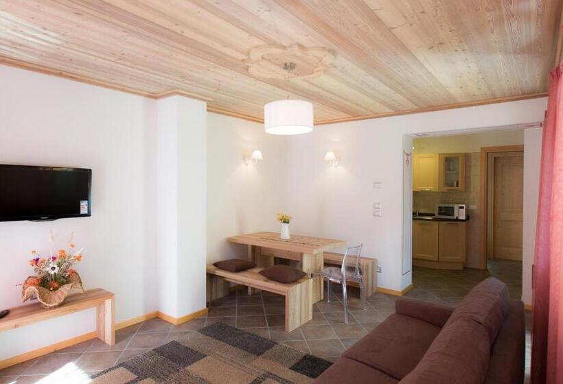 1 Bedroom Apartment Lake View, Villa Edelweiss