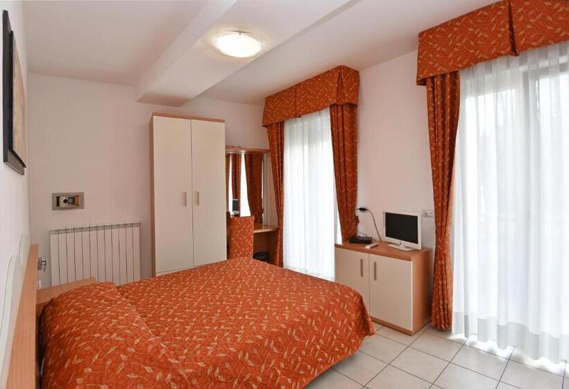 标准间, Villa Olga