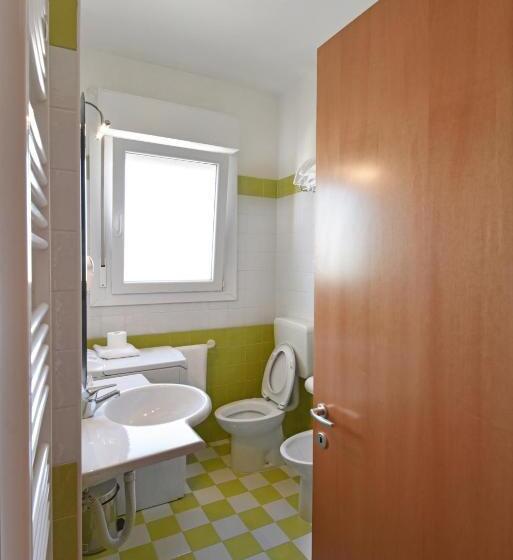 侧面带海景的标准工作室, Villa Olga