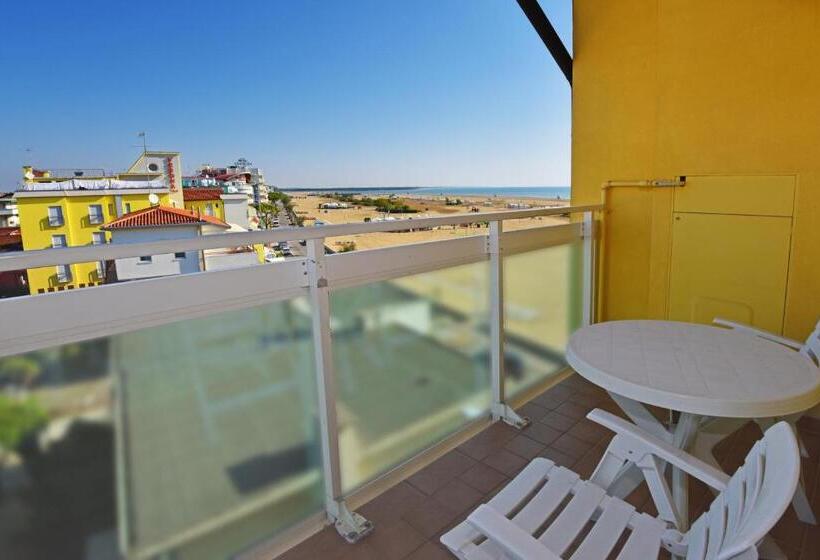 侧面带海景的标准工作室, Villa Olga