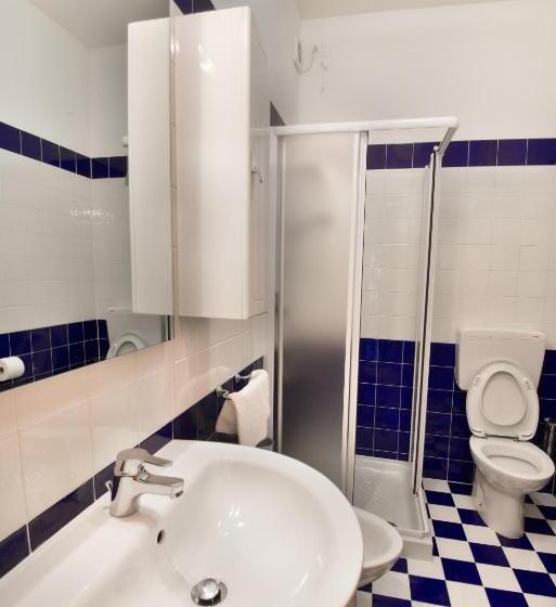 Superior 2-bedroom flat with sea view, Villa Olga