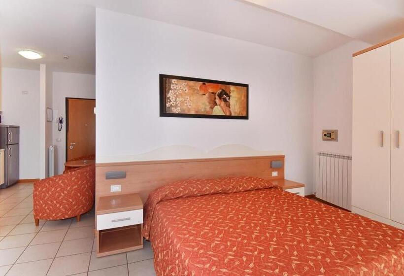 标准工作室, Villa Olga