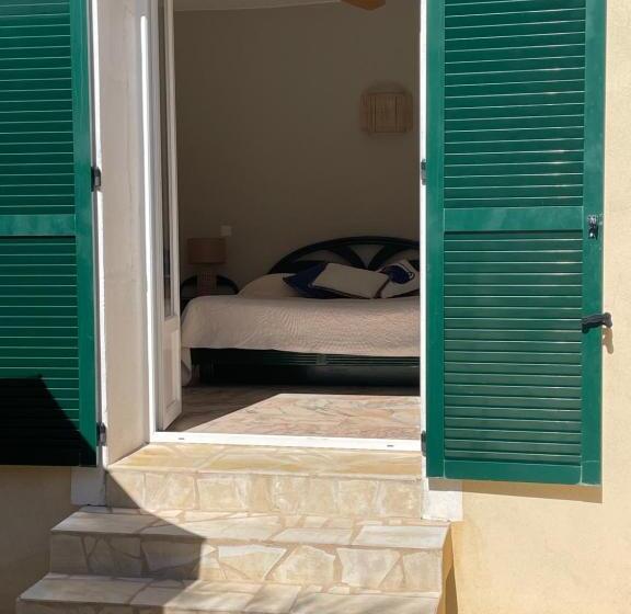 바다 전망 스위트, Thalassa