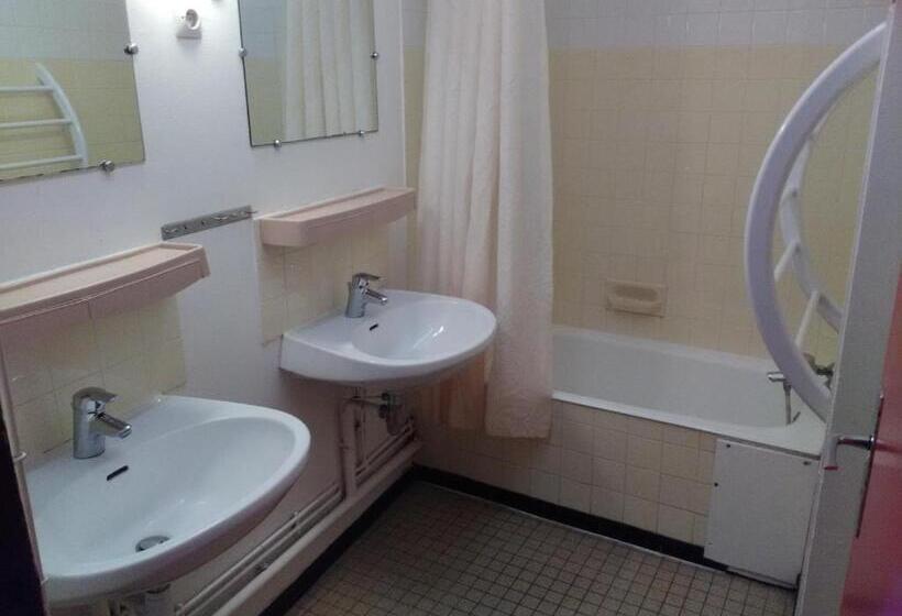 Кровать в Общей Комнате, Cap Verb Guillestre