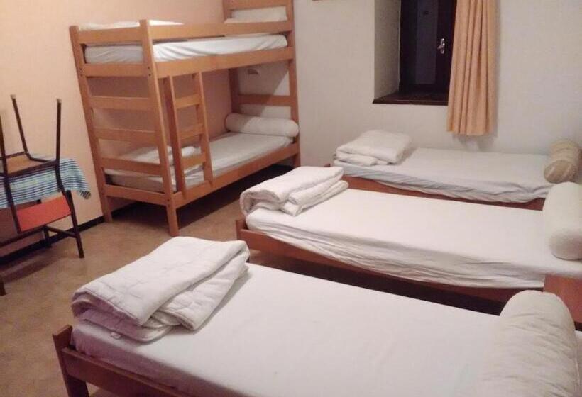 Пятиместный Стандартный Номер, Cap Verb Guillestre