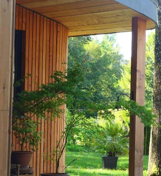 ガーデンビュースーペリアールーム, Boisrouge