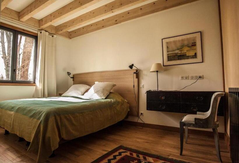 ガーデンビュースタンダードルーム, Boisrouge