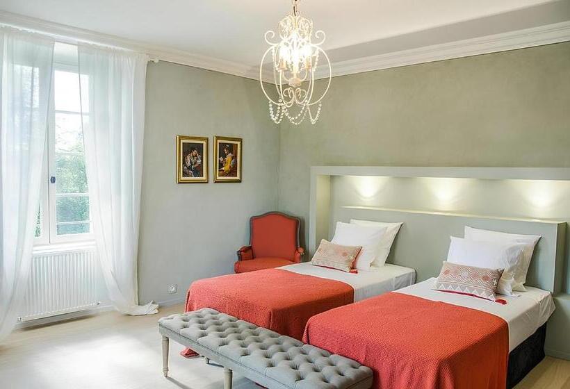 Номер Стандарт, Les Hauts De Saulies