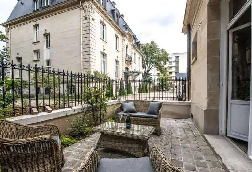 Standard-huone Terassi, Les Suites Du Champagne De Venoge
