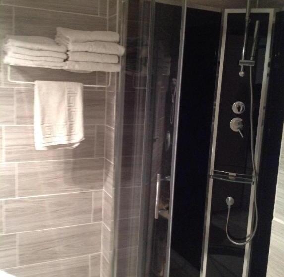 חדר משפתחתי סופריור, Attrap'rêves