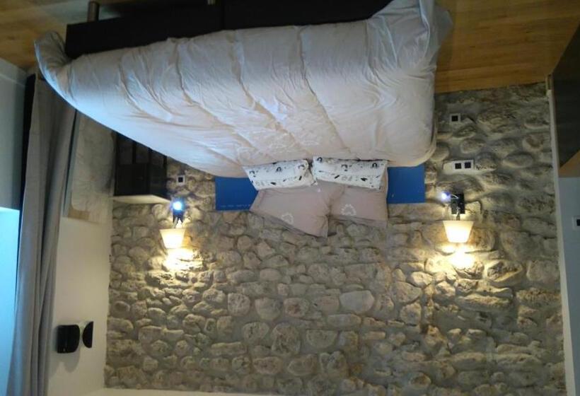 スーペリアールーム, Le Petit Chalande