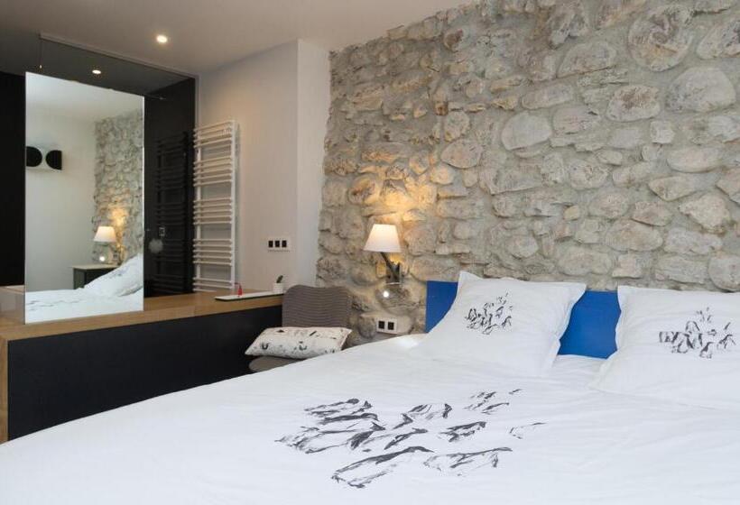 スーペリアールーム, Le Petit Chalande