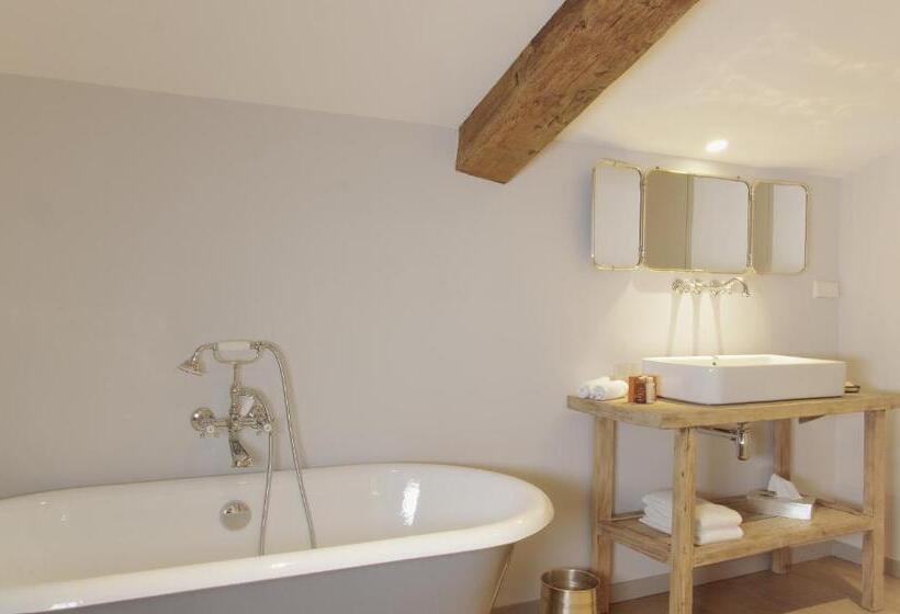 اتاق استاندارد با چشمانداز شهر, Logis De La Cadène   Teritoria