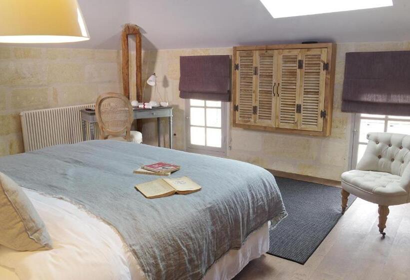 سوئیت با تخت بزرگ, Logis De La Cadène   Teritoria