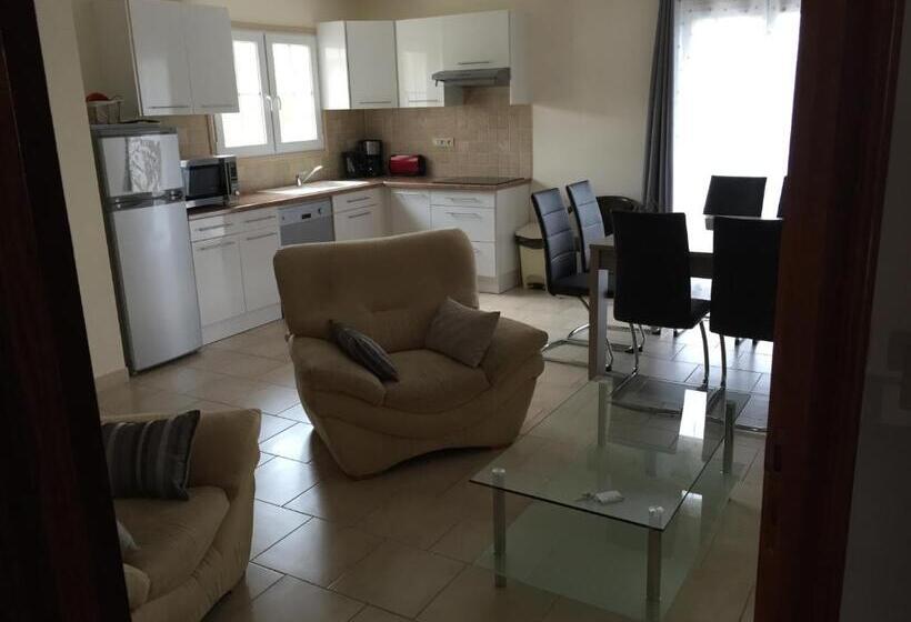 דירת נוחות 3 חדרים, Le Haut Val Résidences