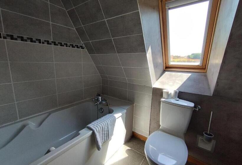 דירת משפחה, Le Haut Val Résidences