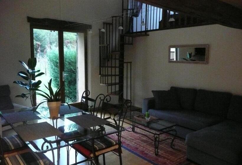 庭の見える１ベッドルームアパートメント, Chambres D Hôtes D Antardieu